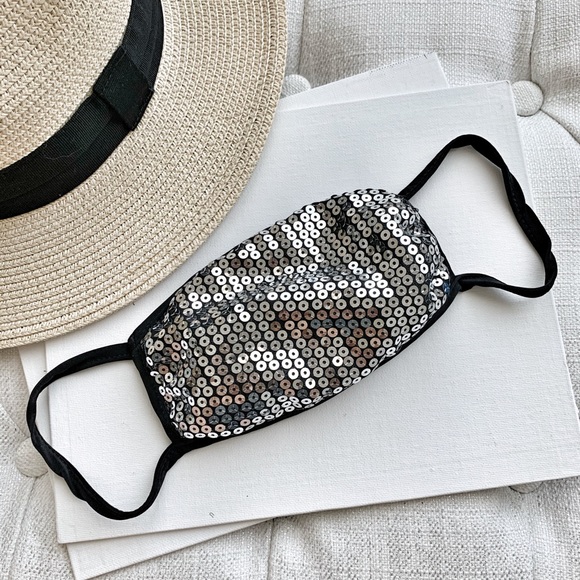 FASHION SEQUINS FACE MASK - SILVER - Picture 2 of 5